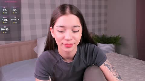 Emely  online show from 01.18.25