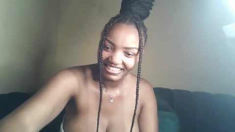 Snapshot of flirtymimie chatting on 11.14.25 flirtymimie online show from 11.14.25