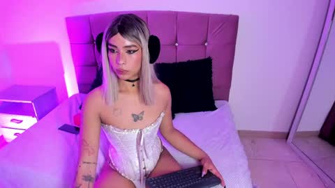  Flor  online show from 04.17.26