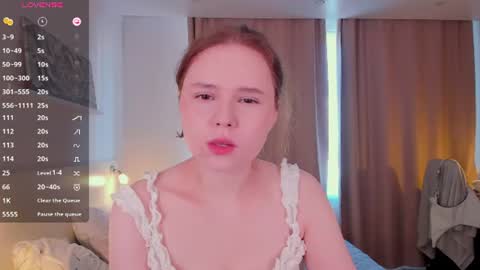 Snapshot of flora_fiore chatting on 07.12.26 Hayley I WILL COME BACK ON MAY 27TH 6pm UTC online show from 07.12.26