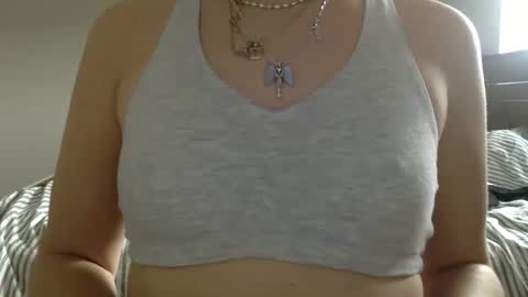 Snapshot of floraexploration chatting on 02.21.25 floraexploration online show from 02.21.25