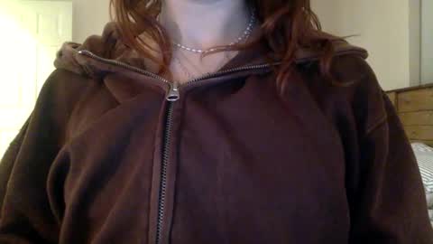 Snapshot of floraexploration chatting on 02.22.25 floraexploration online show from 02.22.25