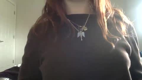 Snapshot of floraexploration chatting on 03.02.25 floraexploration online show from 03.02.25