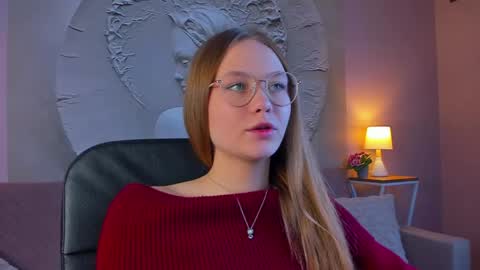 Snapshot of floralarsson chatting on 05.21.26 hey there guys im Flora no not the one from WInx. But I love magical stuff and especially I love nature. I dont know I thin online show from 05.21.26