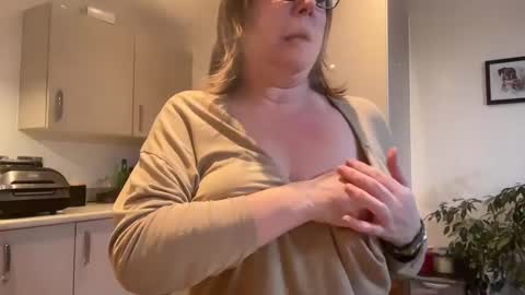 flossyishot online show from 01.14.25