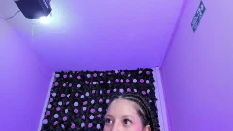 Dulce online show from 02.06.25