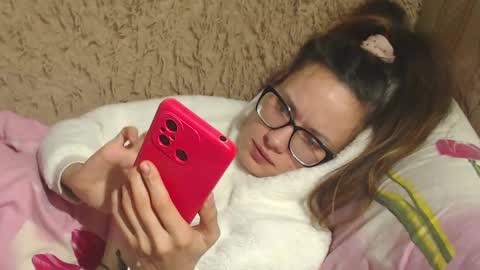 say meow and send tip  online show from 12.24.24