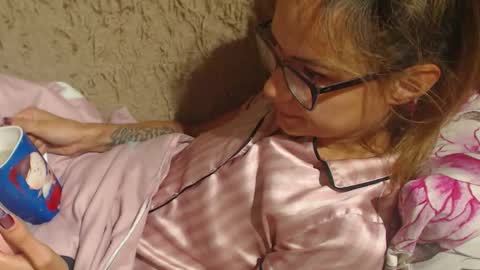 say meow and send tip  online show from 09.09.25