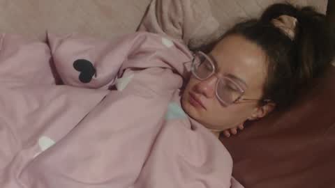 say meow and send tip  online show from 04.09.26