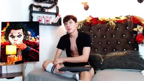 flowers109 online show from 12.07.24