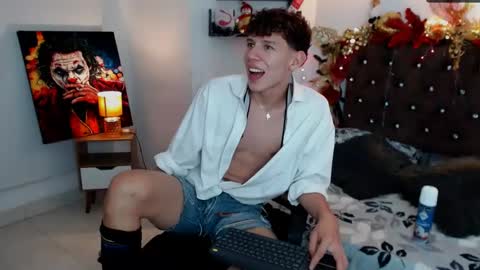 flowers109 online show from 12.28.24