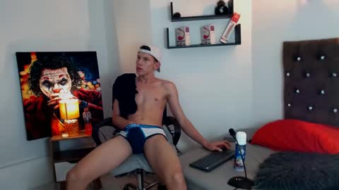 flowers109 online show from 01.12.25