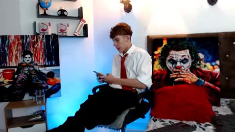 flowers109 online show from 02.19.25