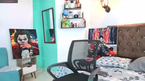 flowers109 online show from 10.03.25