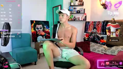 flowers109 online show from 10.14.25