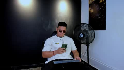 floyd online show from 04.12.26