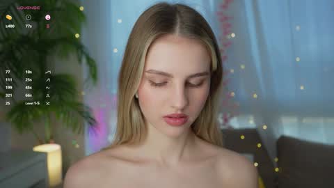 Adeline online show from 12.02.24