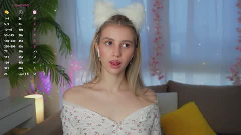 Adeline online show from 01.15.25