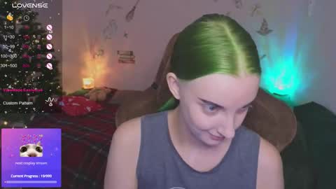 Snapshot of fluffy_muffin3 chatting on 11.20.25 Agatha online show from 11.20.25