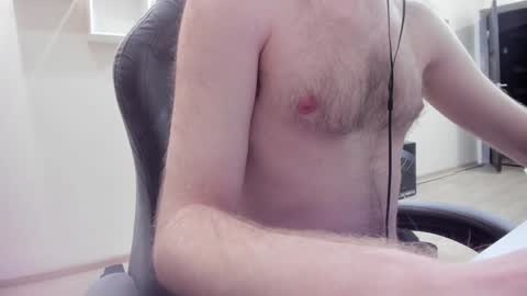 Snapshot of fluffycat_ chatting on 02.05.25 fluffycat online show from 02.05.25