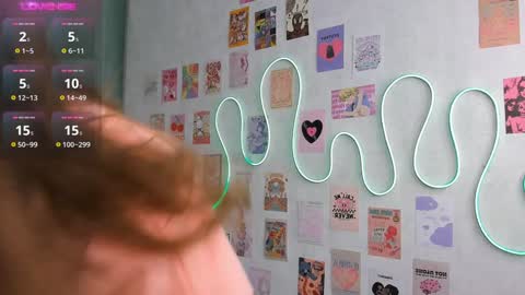 Polly online show from 01.03.25
