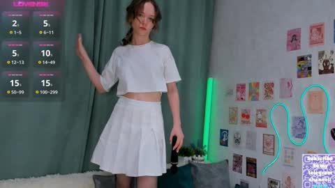 Polly online show from 01.19.25