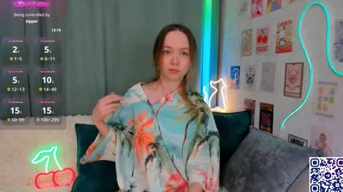 Polly online show from 01.30.25