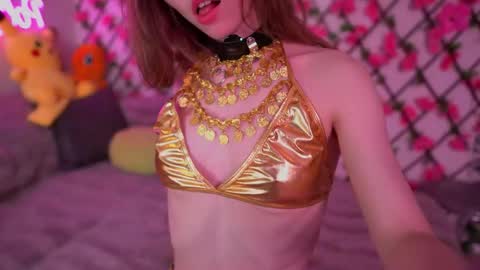 Polly online show from 10.11.25