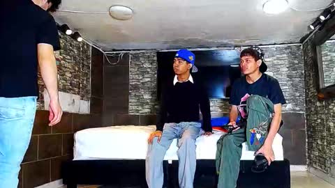 flyckers online show from 10.12.25