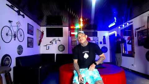 flyckers online show from 05.05.26