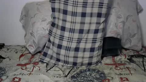 Snapshot of flylen chatting on 01.28.25 flylen online show from 01.28.25