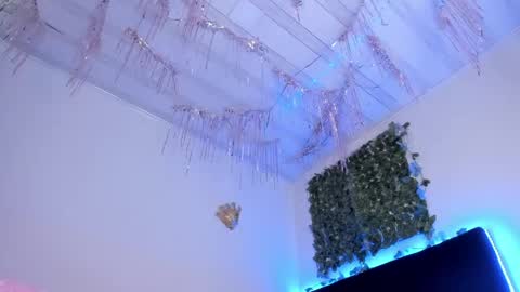 lia online show from 04.14.26