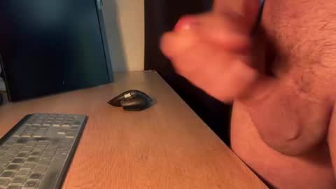 Snapshot of fm8719 chatting on 10.06.25 fm8719 online show from 10.06.25