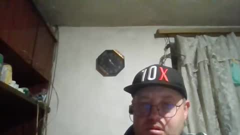 Snapshot of fm_group_nederland chatting on 10.02.25 VIP Magnolia online show from 10.02.25
