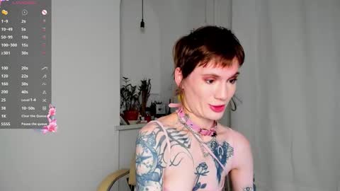 Snapshot of fog_foggy_love chatting on 11.30.25 fog_foggy_love online show from 11.30.25