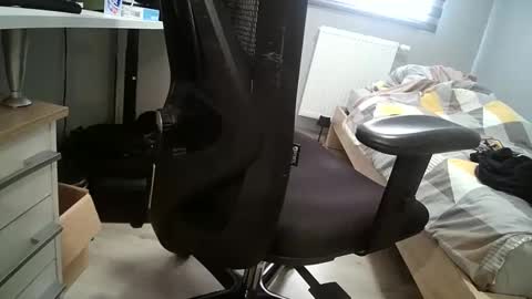 footlovverrr online show from 11.17.25