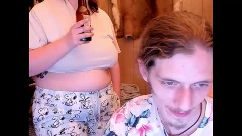 Snapshot of forest_royalty chatting on 10.10.25 Forest Royalty online show from 10.10.25