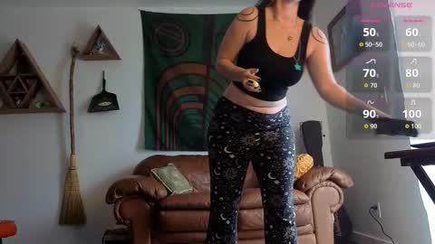 Snapshot of forestdarling chatting on 02.09.26 forestdarling online show from 02.09.26