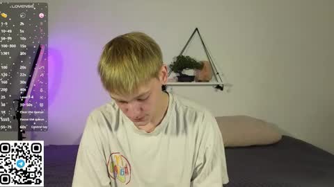 forever_eren online show from 02.14.26