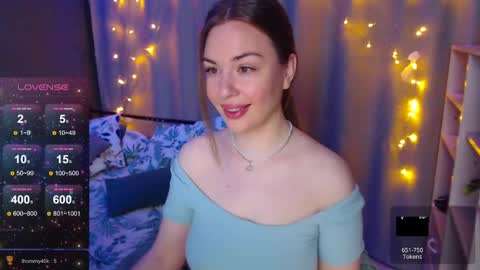 Snapshot of foreversmileme chatting on 12.25.24 Julia online show from 12.25.24