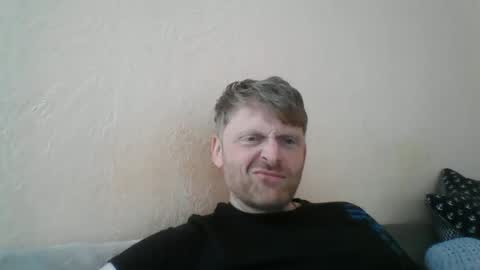 Snapshot of forgotten_lover chatting on 05.18.26 forgotten_lover online show from 05.18.26