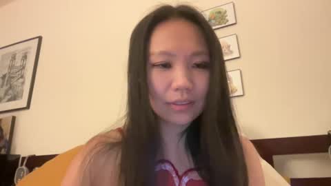 Snapshot of forlorngirl chatting on 10.12.25 forlorngirl online show from 10.12.25