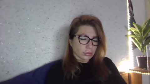 Snapshot of fox_red_lady7 chatting on 02.09.25 fox_red_lady7 online show from 02.09.25