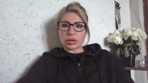 Snapshot of fox_red_lady7 chatting on 02.02.26 fox_red_lady7 online show from 02.02.26