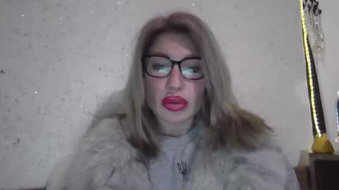 Snapshot of fox_red_lady7 chatting on 02.12.26 fox_red_lady7 online show from 02.12.26