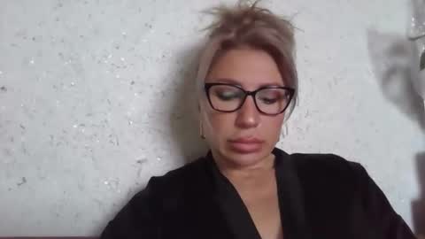 fox_red_lady7 online show from 04.05.26