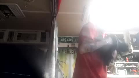 Snapshot of foxbodydave chatting on 03.01.25 foxbodydave online show from 03.01.25