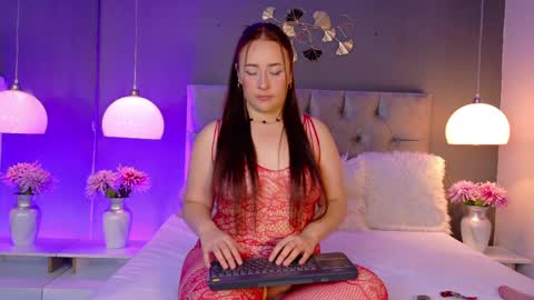 Foxie  online show from 04.04.26