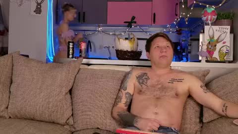 We are a couple Leo and Sofiayou are always welcome here online show from 03.29.26