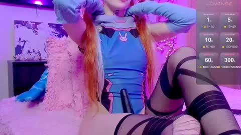 Snapshot of foxxetty chatting on 05.19.26 Helen online show from 05.19.26